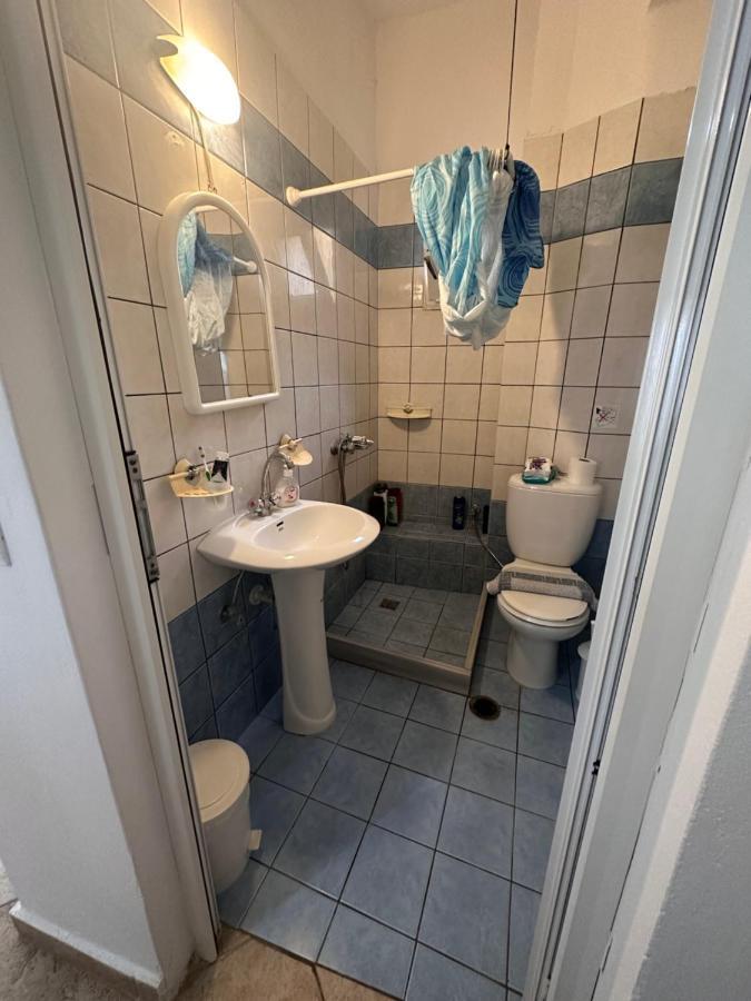 Rainbow Apartments Kalamákion Eksteriør billede